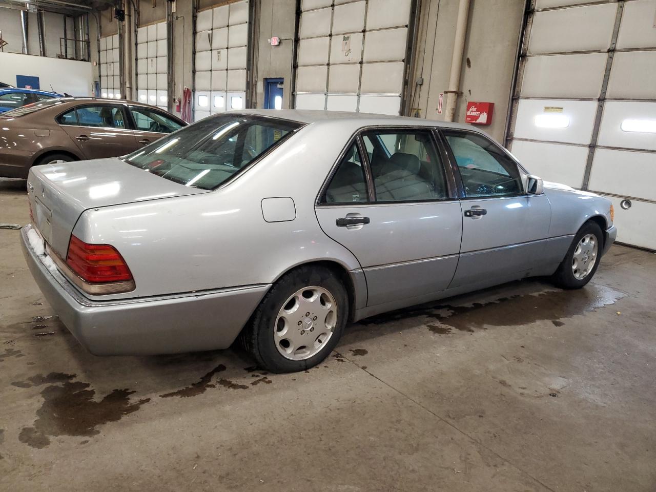 Lot #3034296078 1993 MERCEDES-BENZ 400 SEL