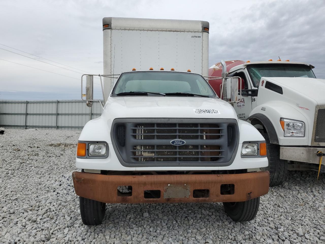 Lot #3037851256 2001 FORD F650 SUPER