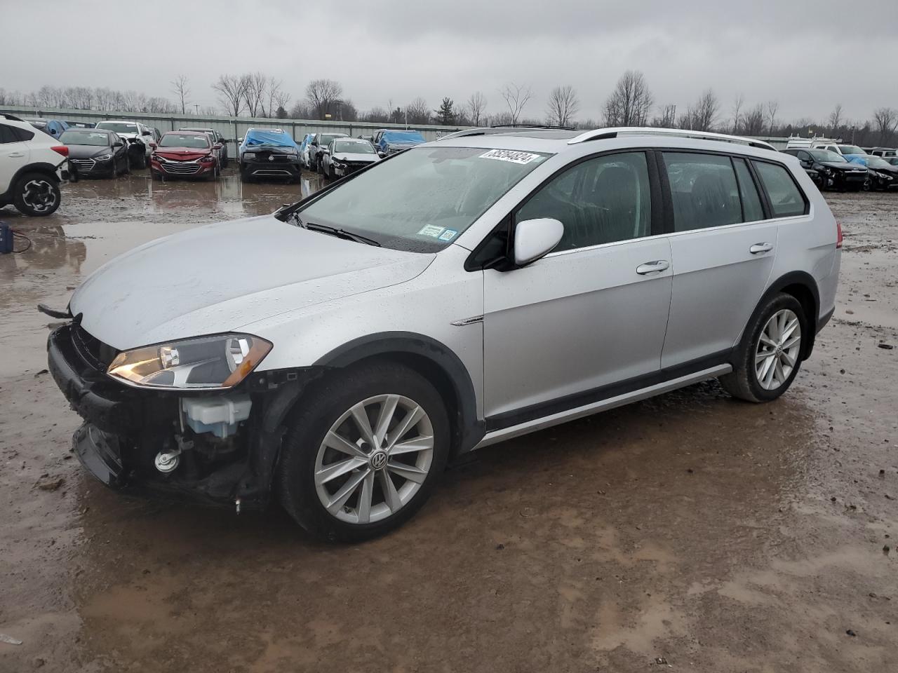  Salvage Volkswagen Golf