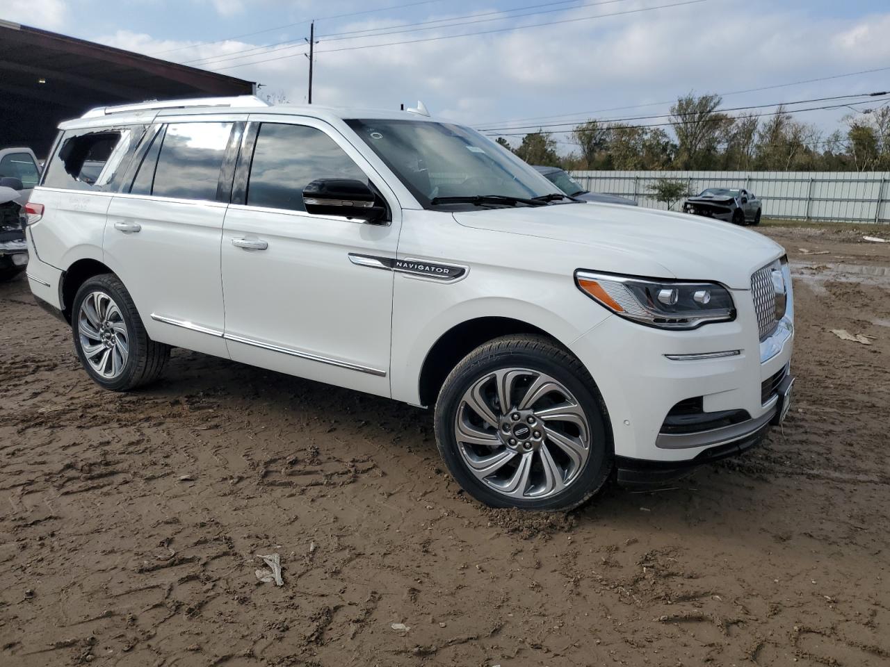 Lot #3052644290 2024 LINCOLN NAVIGATOR