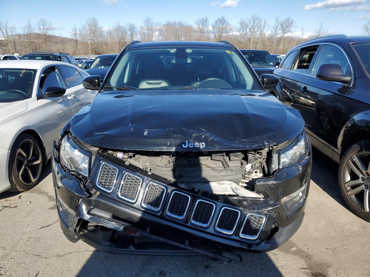 Lot #3034280137 2018 JEEP COMPASS LA