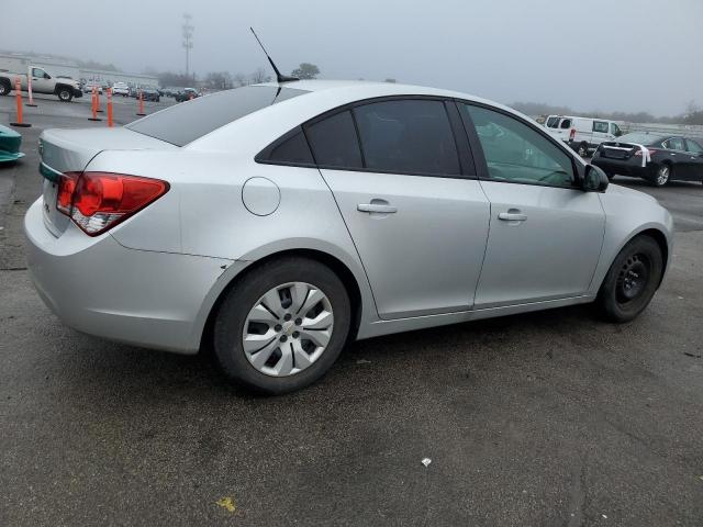 VIN 1G1PA5SG3D7252558 2013 CHEVROLET CRUZE no.3