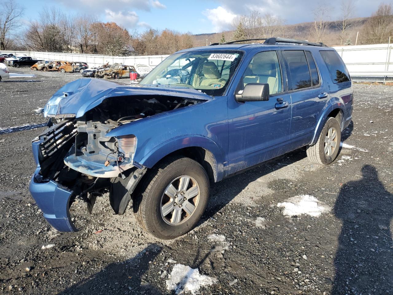  Salvage Ford Explorer