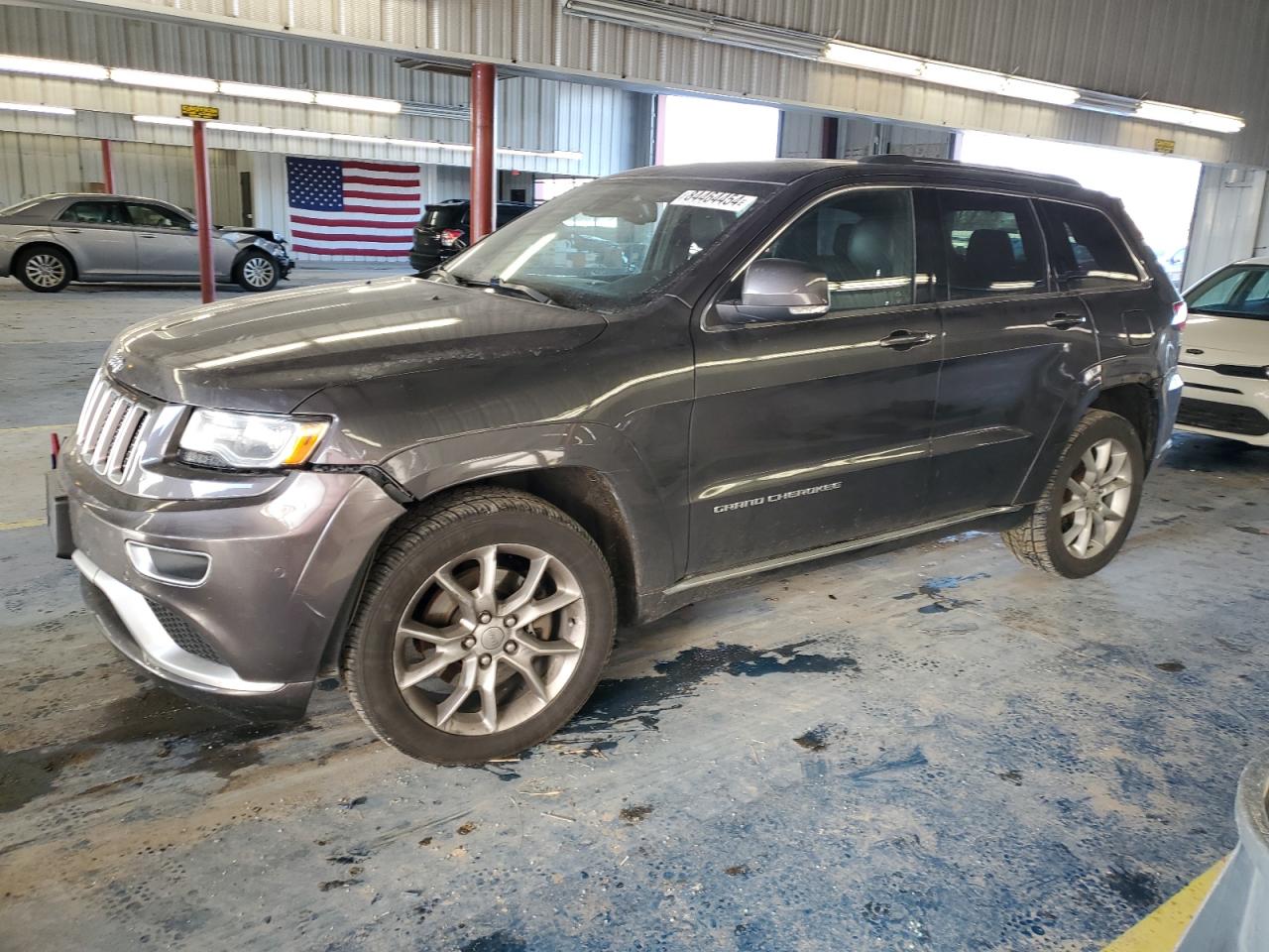  Salvage Jeep Grand Cherokee