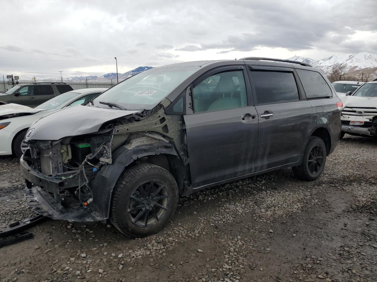 Lot #3026295495 2011 TOYOTA SIENNA XLE