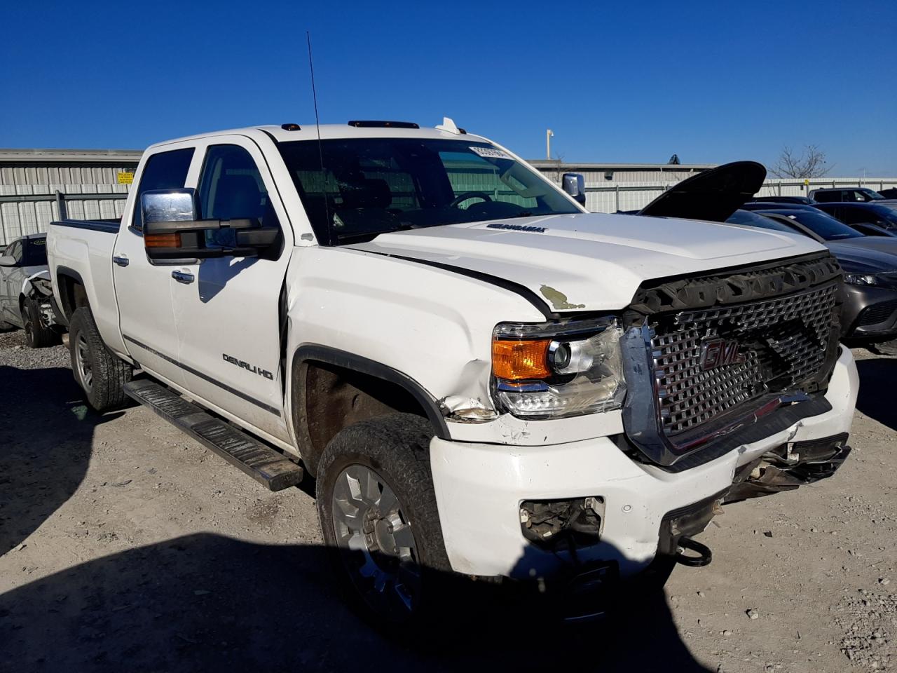 GMC SIERRA K2500 DENALI