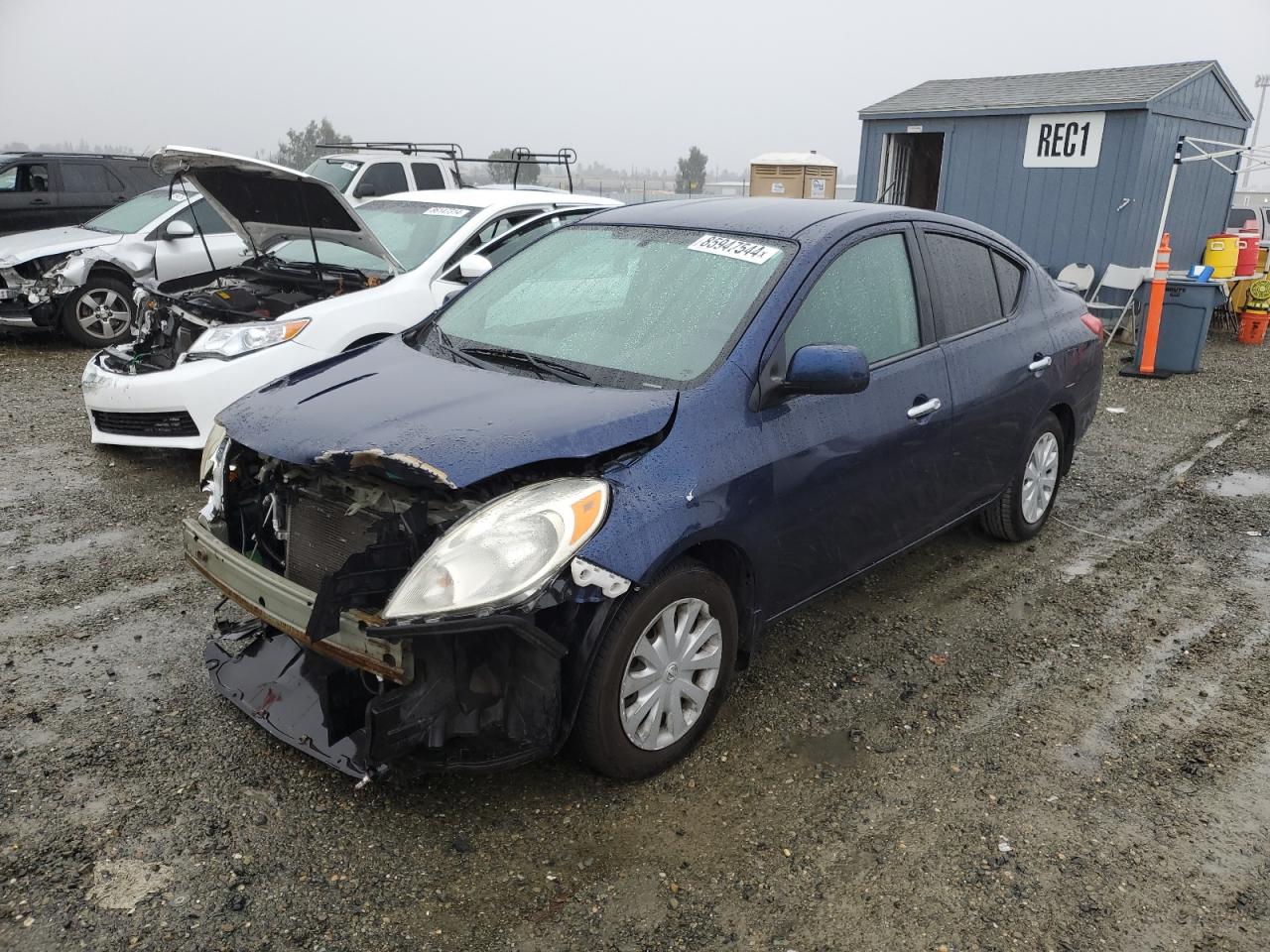 Lot #3033349817 2014 NISSAN VERSA S