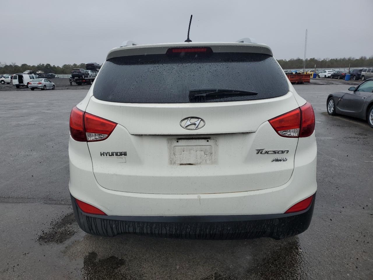 Lot #3033015033 2012 HYUNDAI TUCSON GLS