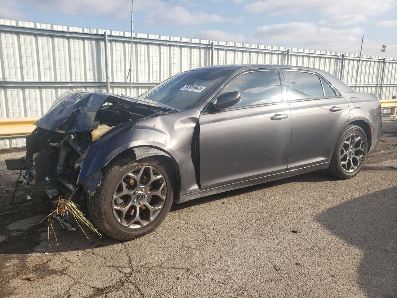  Salvage Chrysler 300