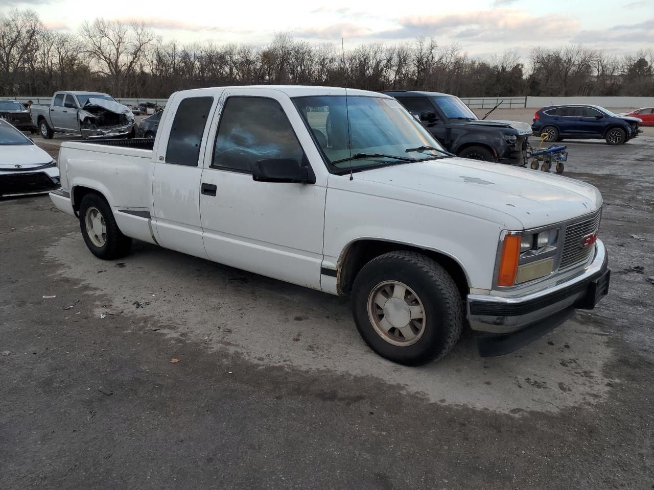 Lot #3029765265 1998 CHEVROLET GMT-400 C1