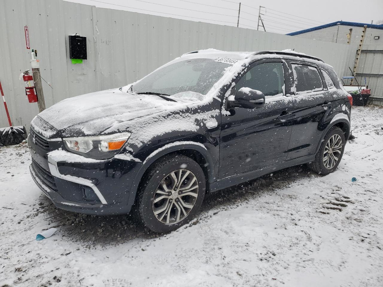 Lot #3033081020 2016 MITSUBISHI OUTLANDER