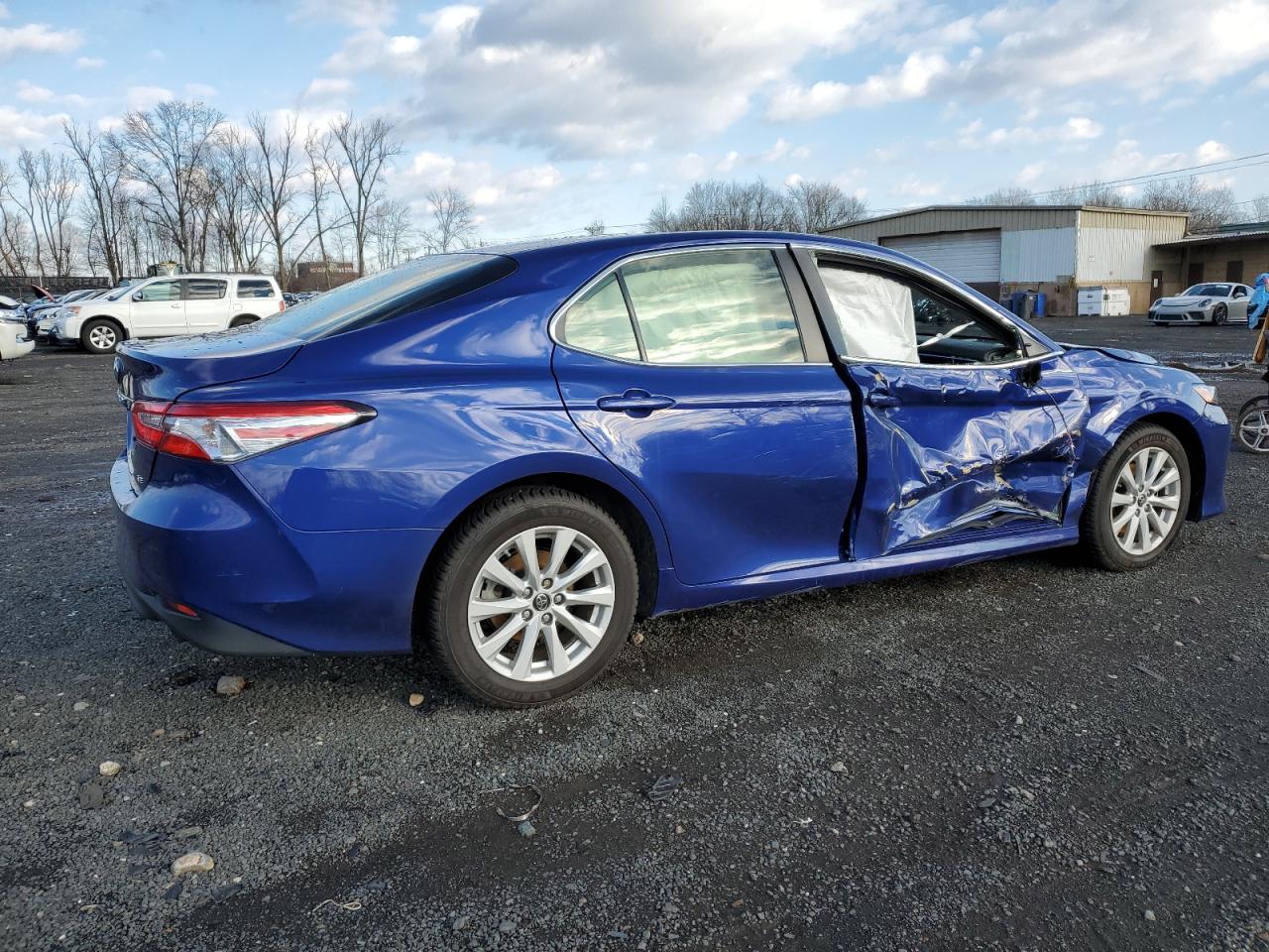 Lot #3034279204 2018 TOYOTA CAMRY L