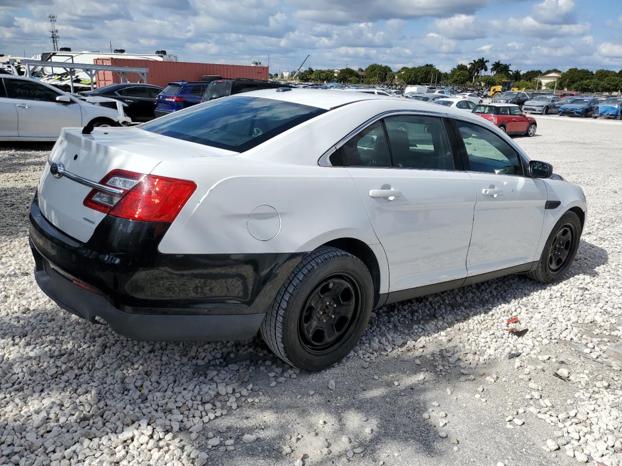 Lot #3036949728 2018 FORD TAURUS POL