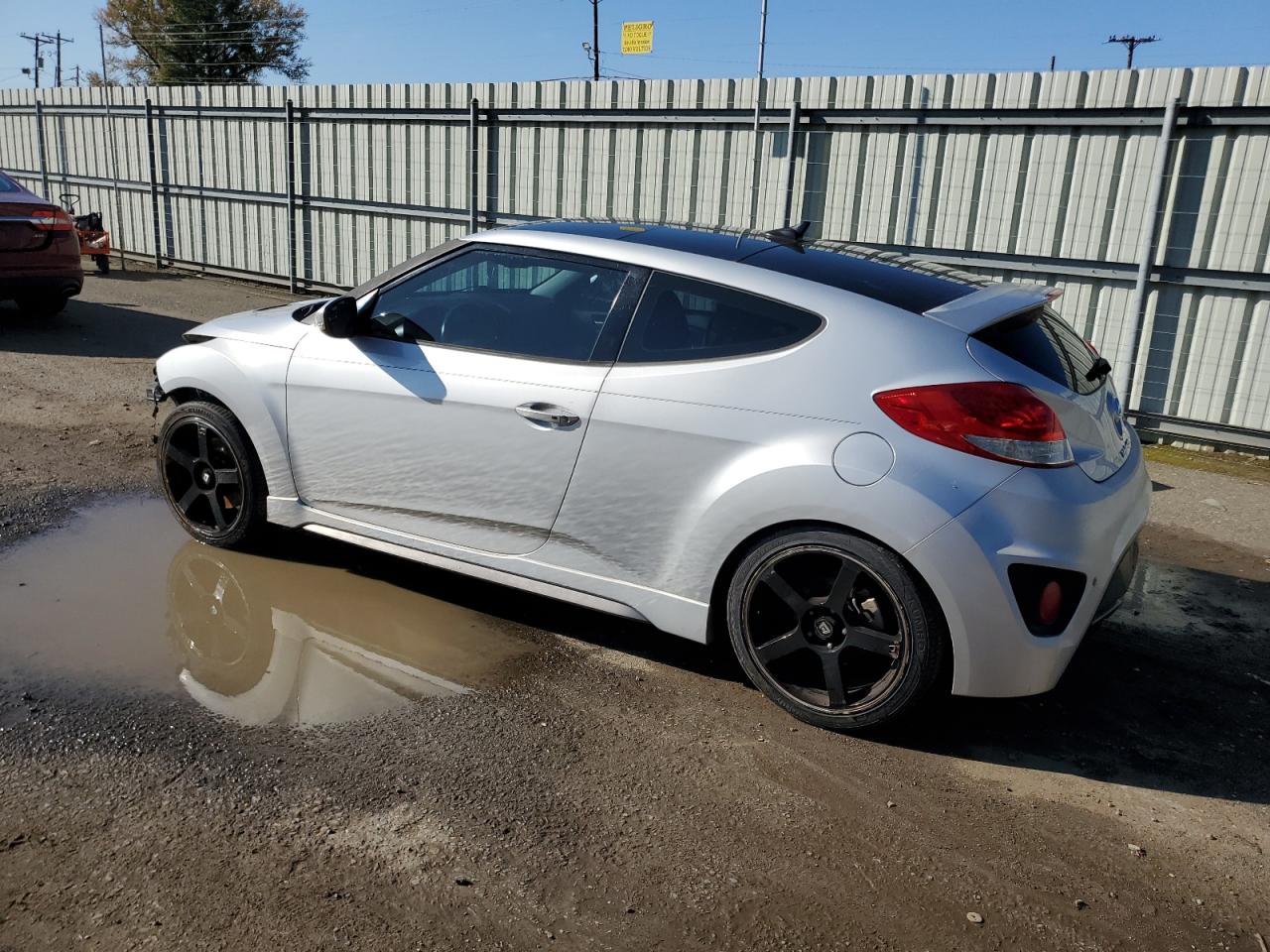 Lot #3028561929 2015 HYUNDAI VELOSTER T