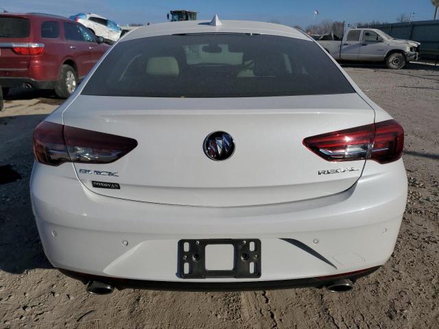 2018 BUICK REGAL ESSE W04GP6SXXJ1061028