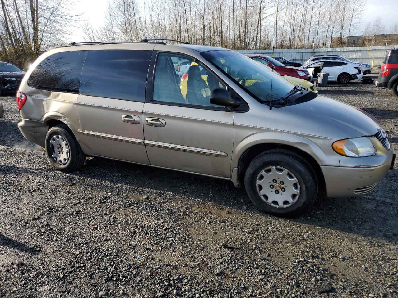 Lot #3033466105 2002 CHRYSLER TOWN & COU