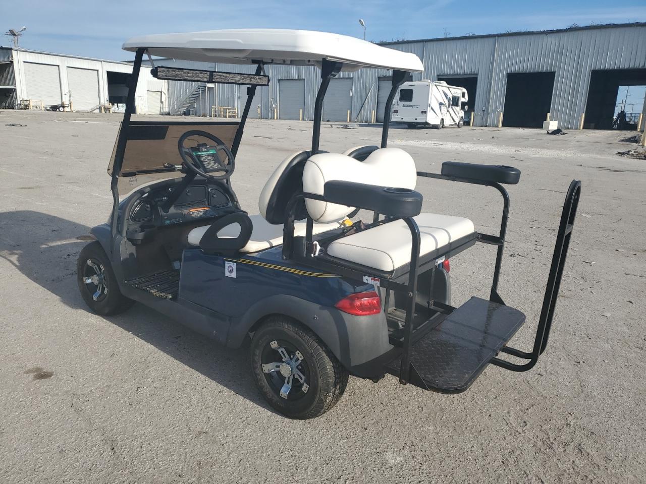 Lot #3044400737 2007 GOLF GOLF CART