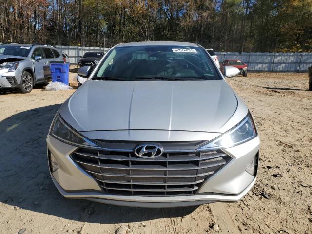 2019 HYUNDAI ELANTRA SE - 5NPD84LF6KH491942