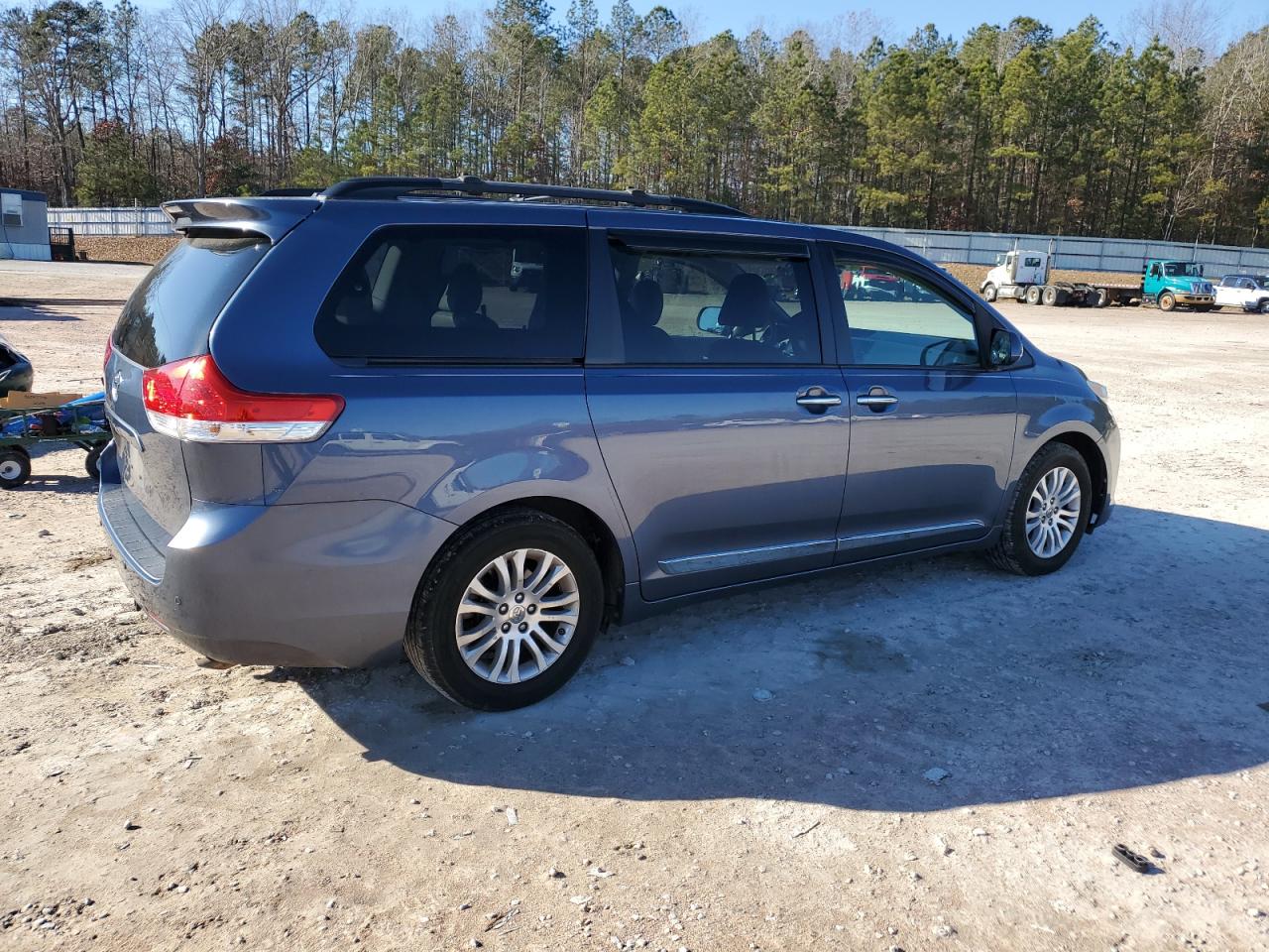 Lot #3034351088 2014 TOYOTA SIENNA XLE