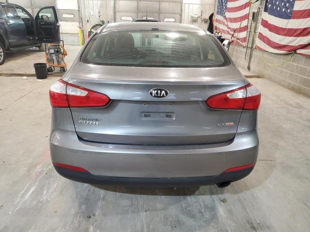 VIN KNAFX4A81F5304285 2015 KIA FORTE no.6