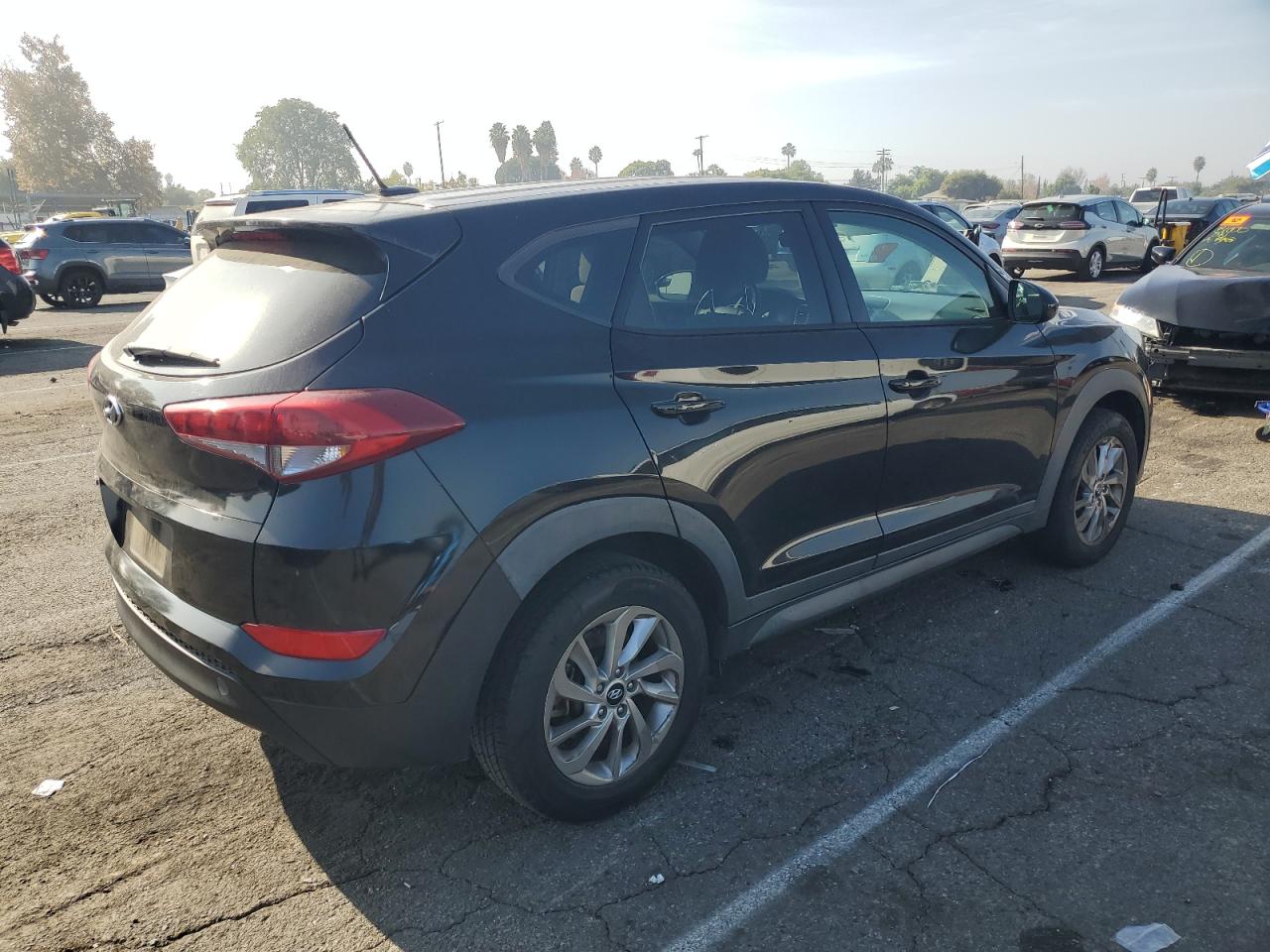 Lot #3030427486 2017 HYUNDAI TUCSON SE