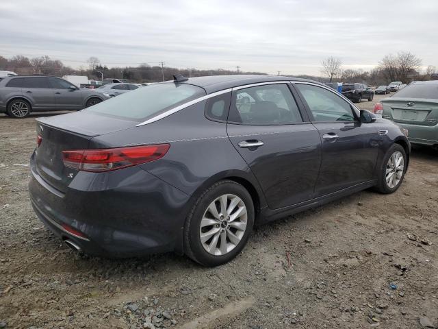 VIN 5XXGT4L38JG241789 2018 KIA OPTIMA no.3