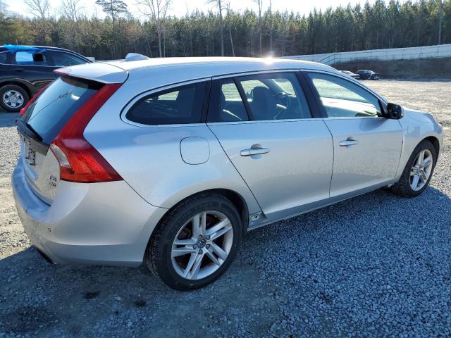 2015 VOLVO V60 PLATIN YV1612SD8F1212533