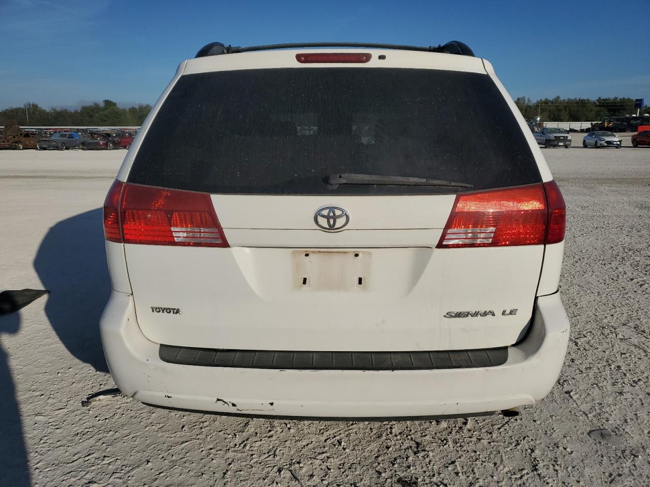 Lot #3029727690 2004 TOYOTA SIENNA CE