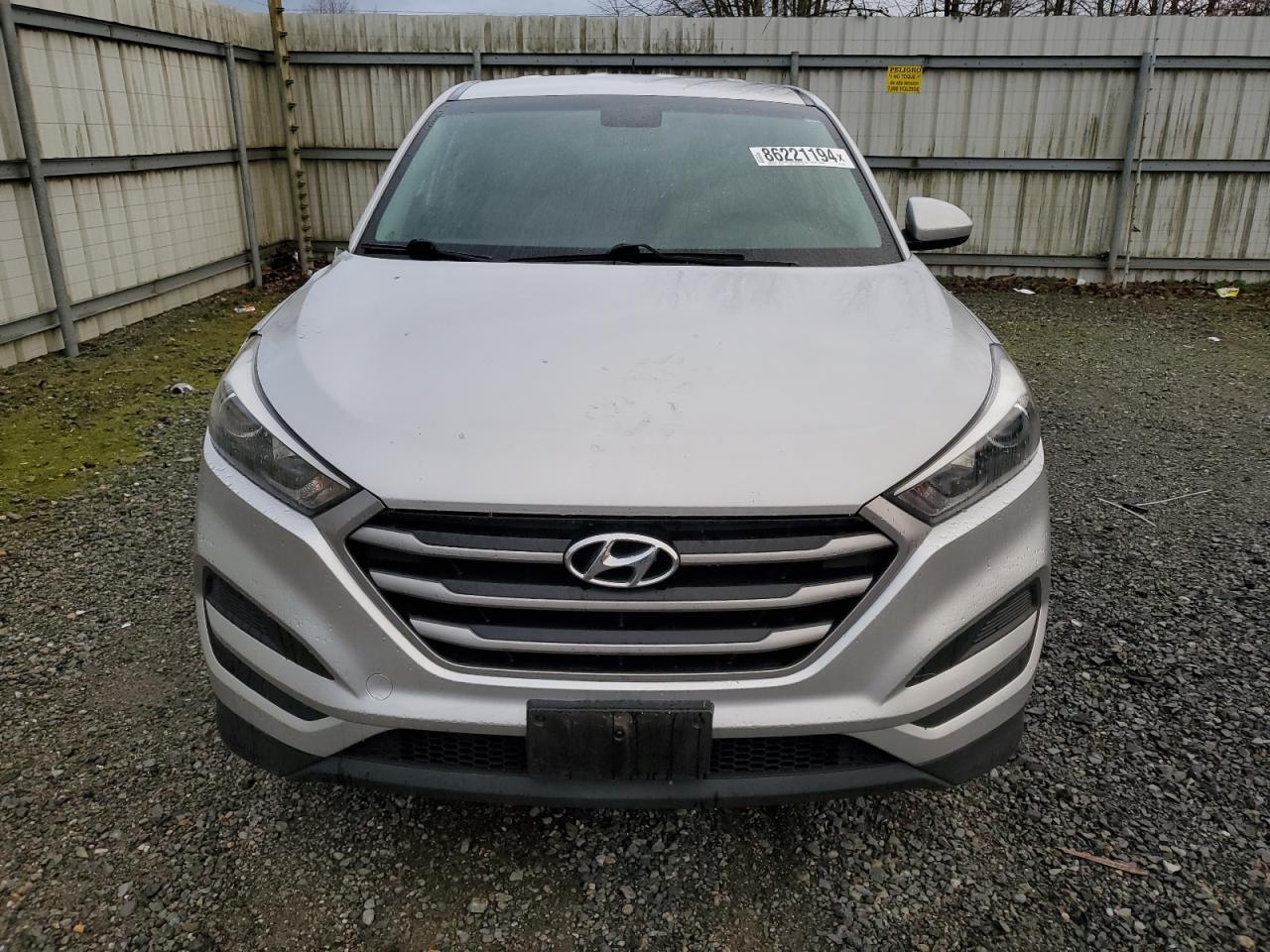 Lot #3042197934 2016 HYUNDAI TUCSON SE