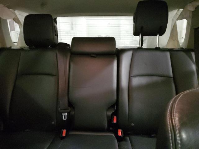 2019 TOYOTA 4RUNNER SR - JTEBU5JR2K5639151