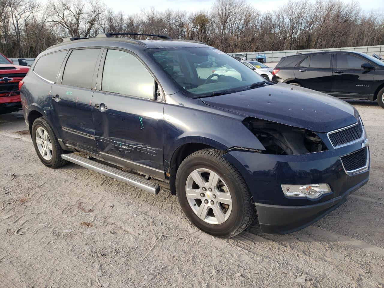 Lot #3030830522 2011 CHEVROLET TRAVERSE L