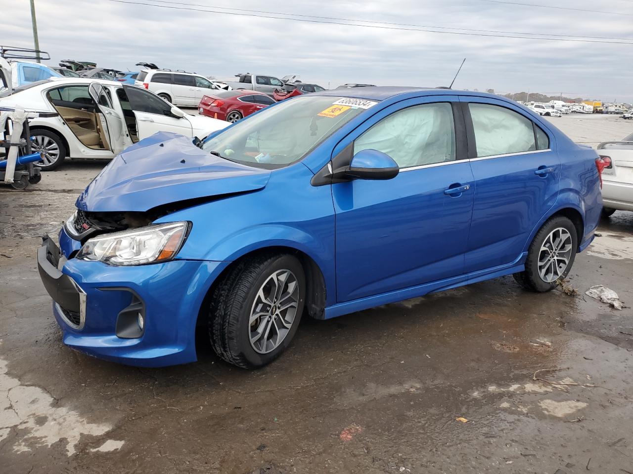 Lot #3028540920 2017 CHEVROLET SONIC LT