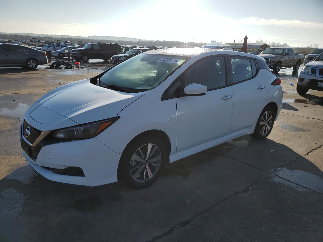  Salvage Nissan LEAF