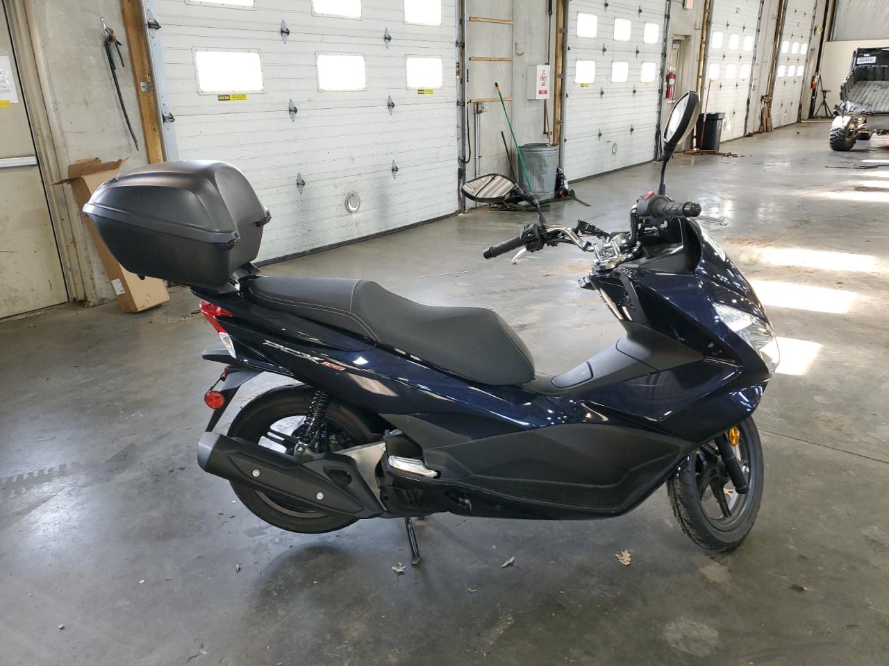RLHKF1802HY201428 HONDA PCX 150 2017