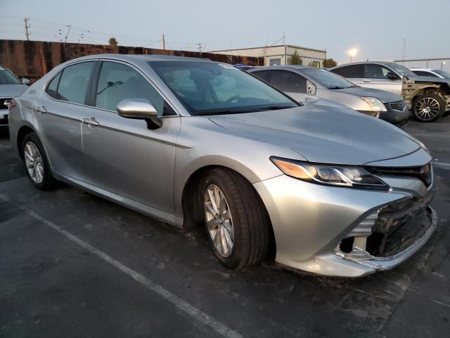 VIN 4T1B11HK7JU578796 2018 TOYOTA CAMRY no.4