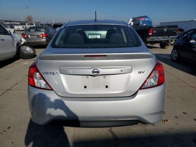 VIN 3N1CN7AP7JL808565 2018 NISSAN VERSA no.6