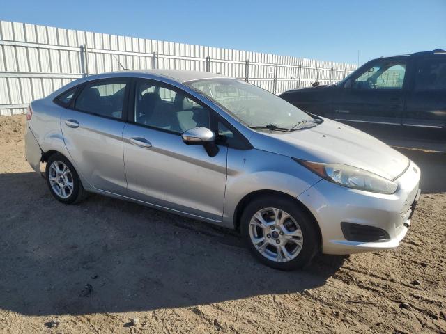 VIN 3FADP4BJXFM217044 2015 FORD FIESTA no.4