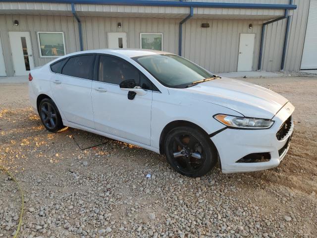 VIN 3FA6P0HD7GR386820 2016 FORD FUSION no.4