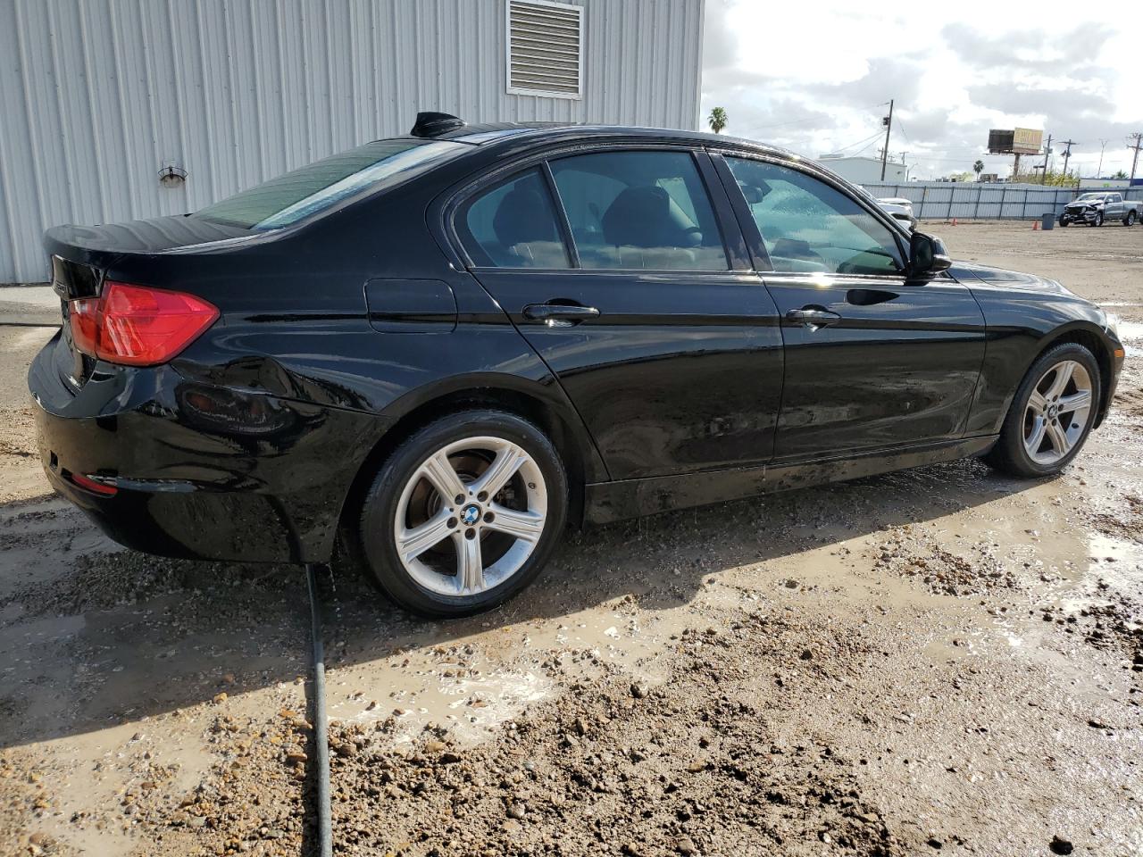 Lot #3033053017 2013 BMW 320 I