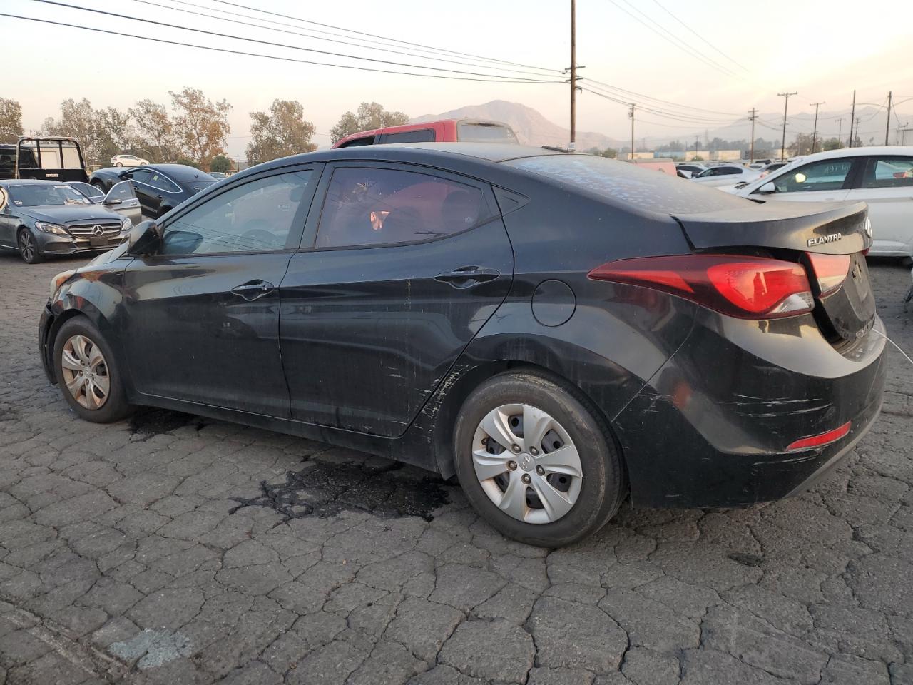 Lot #3048461887 2016 HYUNDAI ELANTRA SE