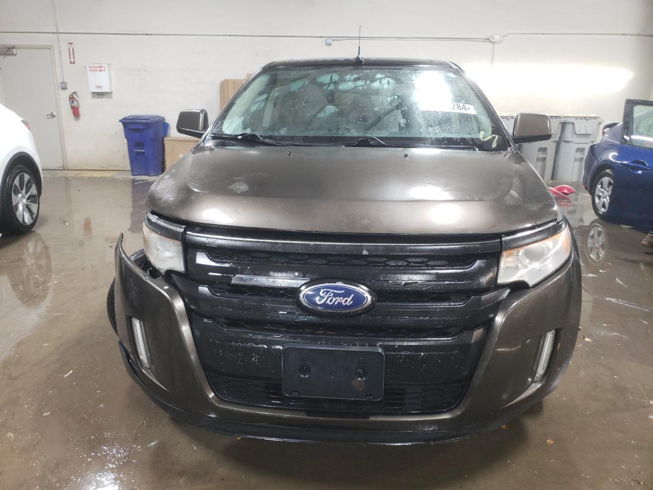 Lot #3027021773 2011 FORD EDGE LIMIT