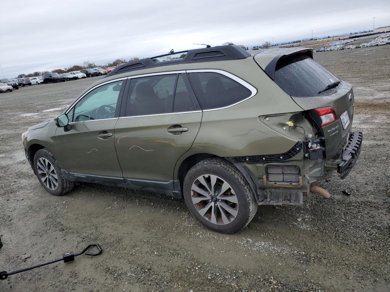 Lot #3050407903 2015 SUBARU OUTBACK 2.