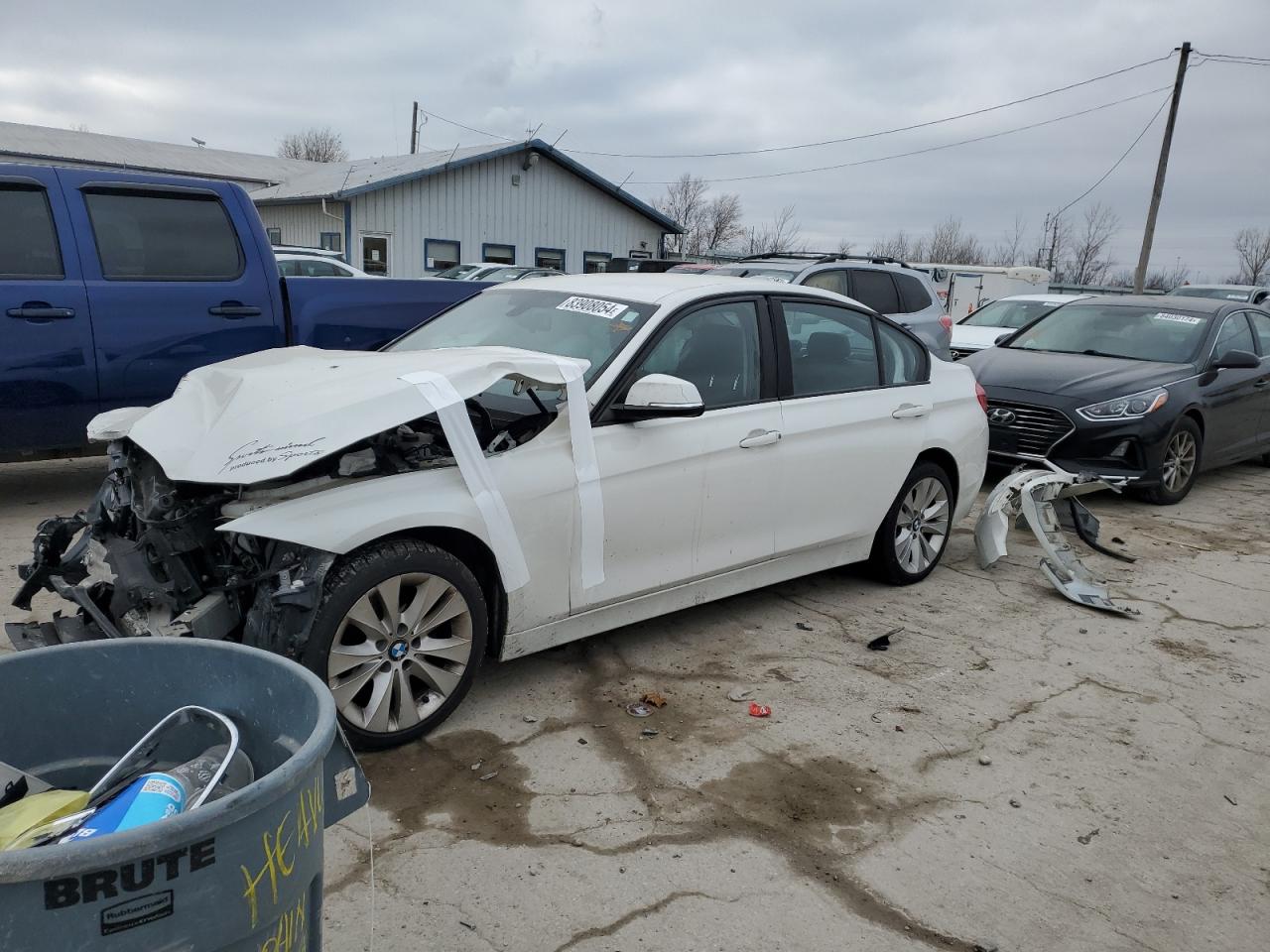 Lot #3308842757 2016 BMW 320 XI