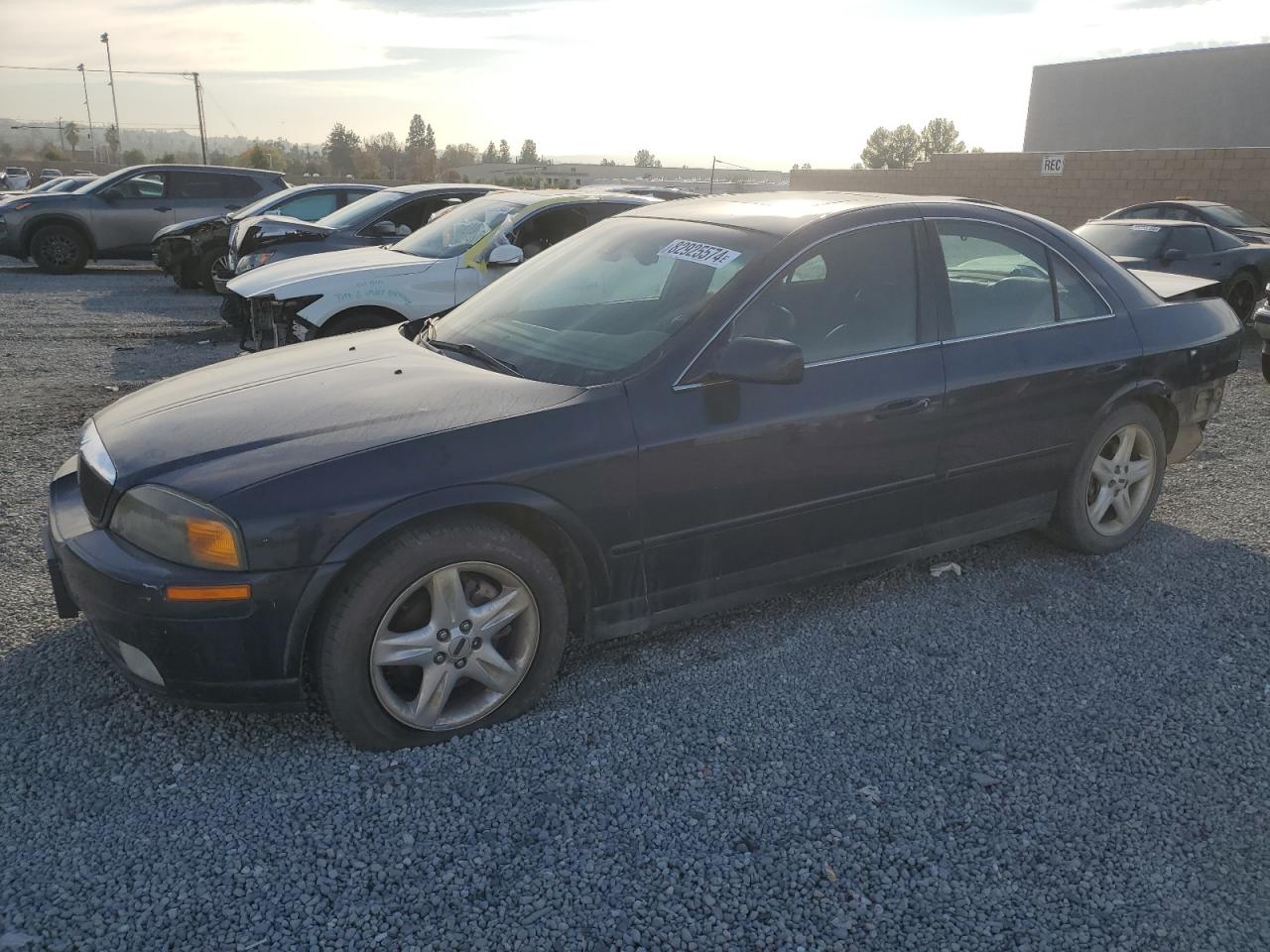 Lot #3044946784 2002 LINCOLN LS