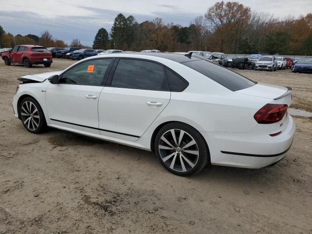 2018 VOLKSWAGEN PASSAT GT 1VWJM7A31JC028798