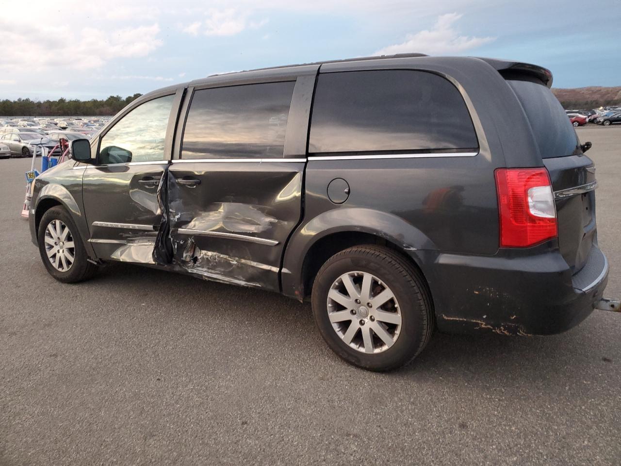 Lot #3029351775 2011 CHRYSLER TOWN & COU