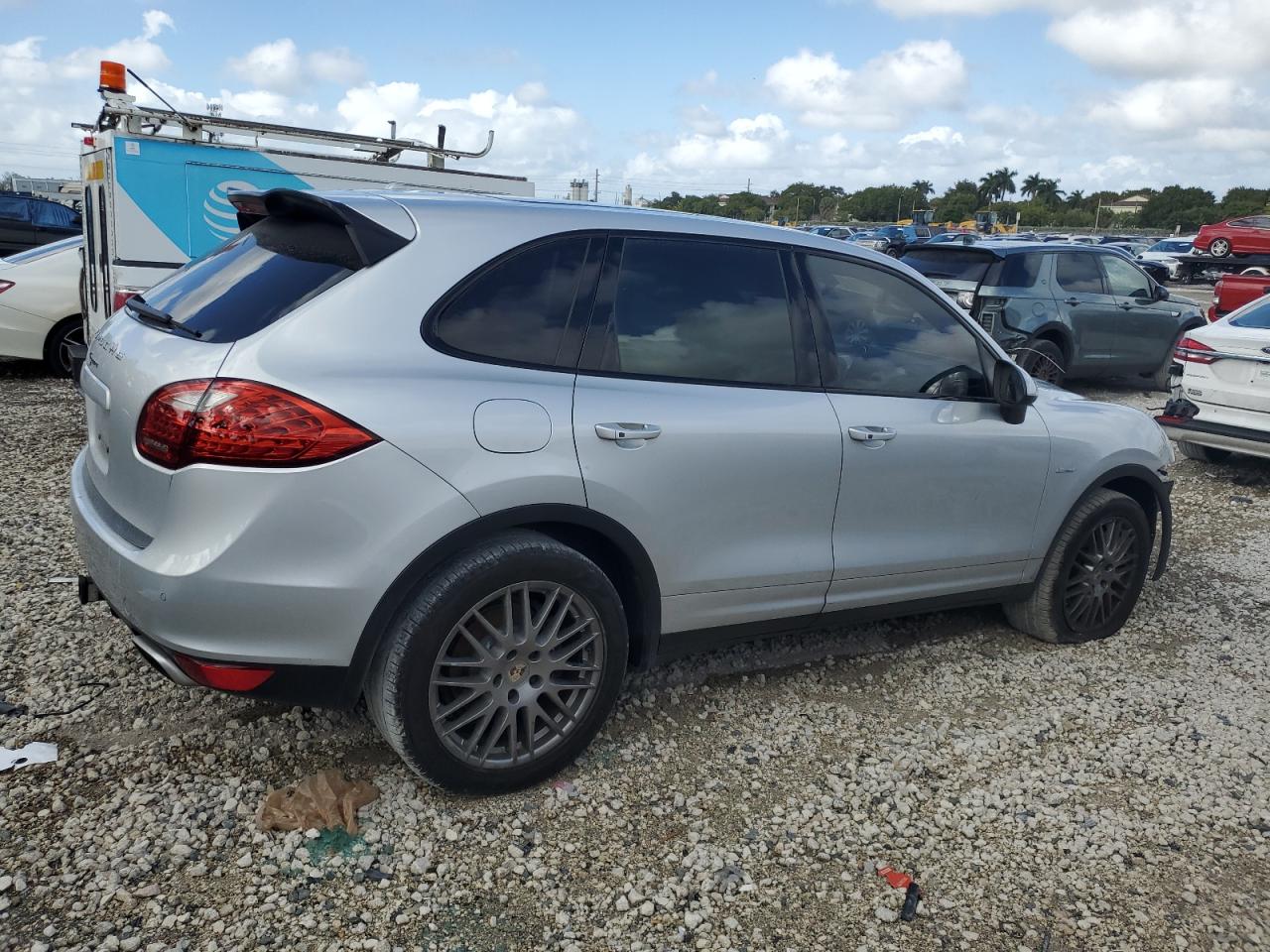 Lot #3028504941 2013 PORSCHE CAYENNE