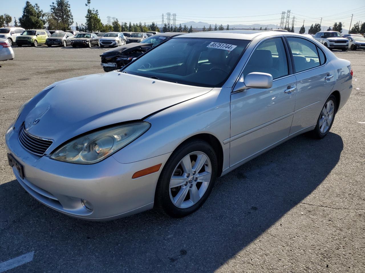 Lot #3045640653 2005 LEXUS ES 330