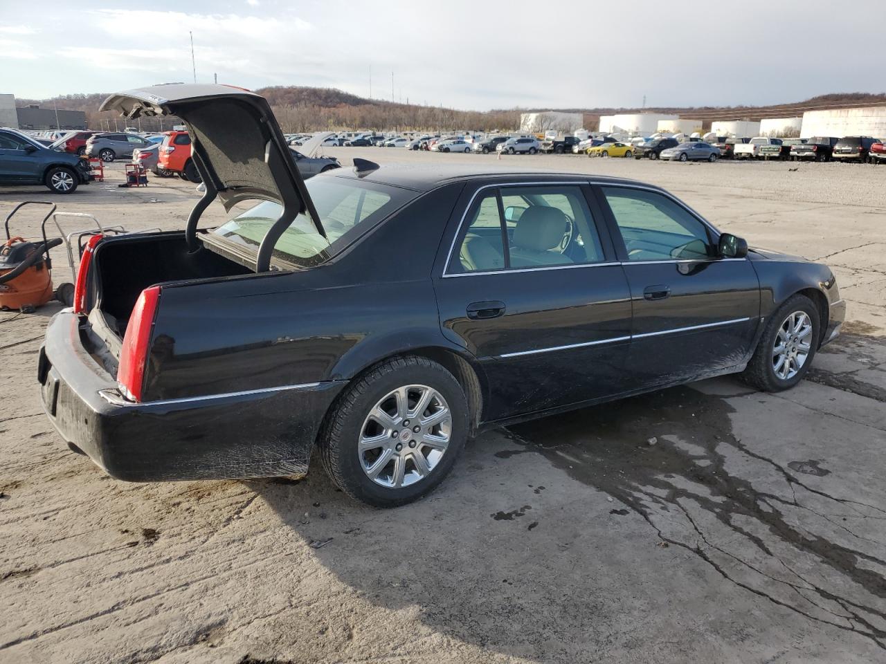 Lot #3028695740 2009 CADILLAC DTS