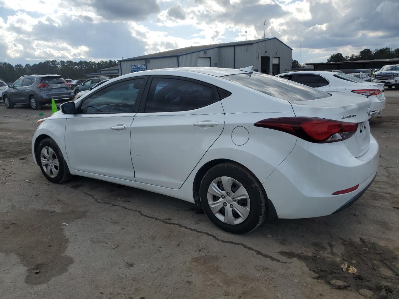 Lot #3029365691 2016 HYUNDAI ELANTRA SE